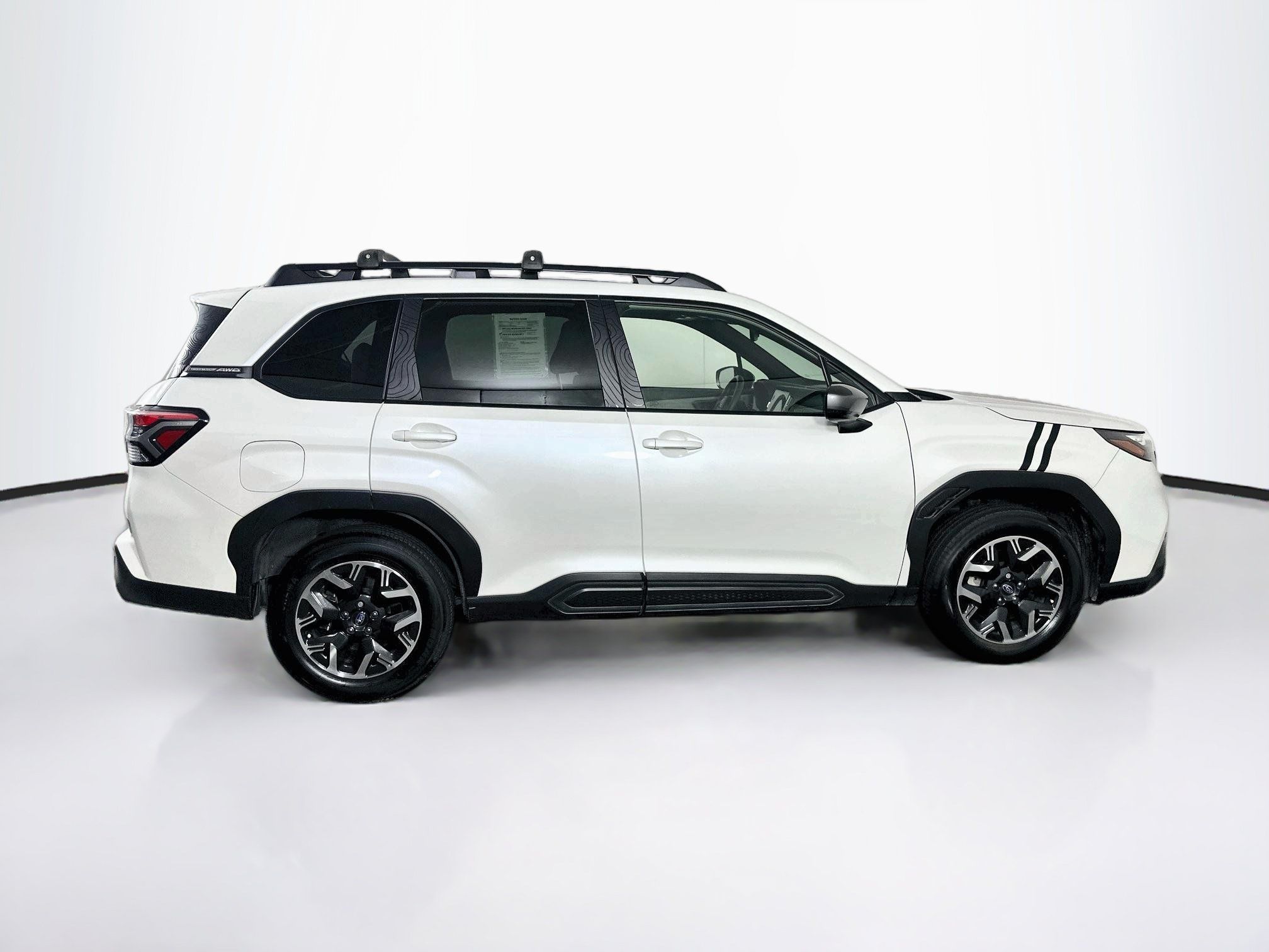 Used 2025 Subaru Forester Premium AWD/4WD image 10