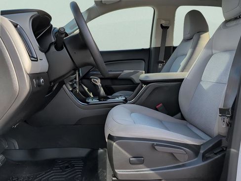 Used 2022 Chevrolet Colorado W/T w/ Custom Special Edition image 29