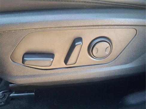 Used 2023 Kia Sportage EX image 26