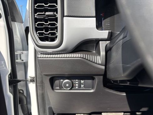 New 2025 Ford Ranger XL image 18