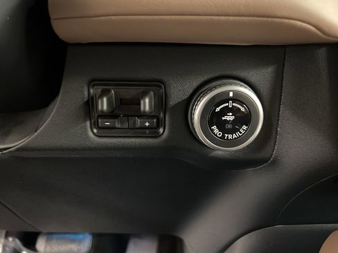 New 2026 Lincoln Navigator Black Label AWD/4WD image 19