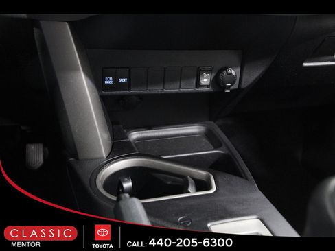 Certified 2018 Toyota RAV4 XLE image 12