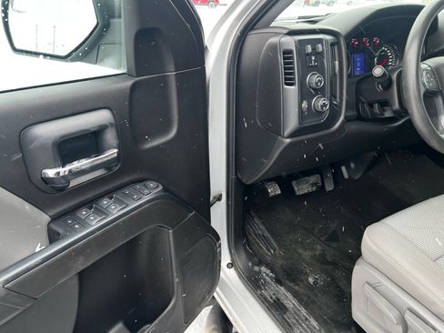 Used 2017 Chevrolet Silverado 1500 Custom image 6