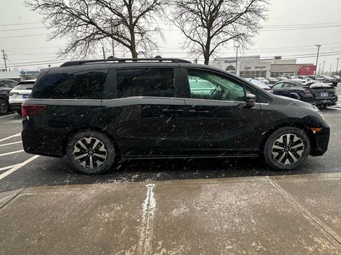 New 2026 Honda Odyssey EX-L image 6