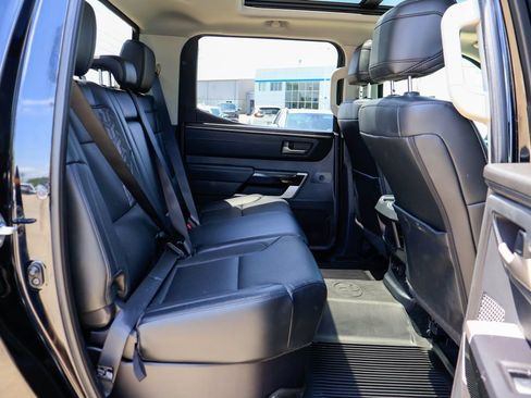 Used 2023 Toyota Tundra Limited AWD/4WD image 12