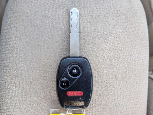 Used 2006 Honda Civic LX image 29
