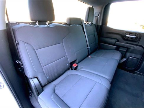 Used 2020 Chevrolet Silverado 1500 Custom w/ Custom Convenience Package image 27