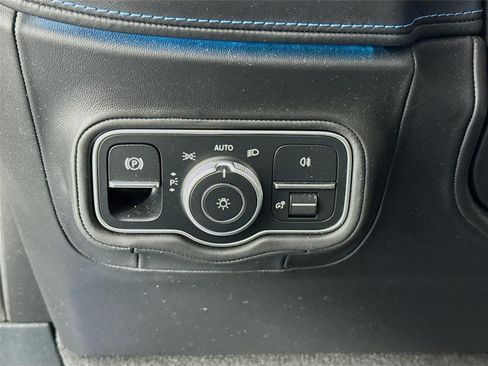 Used 2025 Mercedes-Benz G 580 w/ EQ Technology image 10