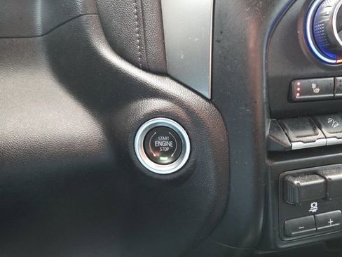 Used 2020 Chevrolet Silverado 1500 LT Trail Boss image 38