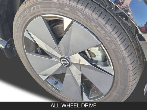 Used 2023 Nissan Ariya AWD/4WD image 31
