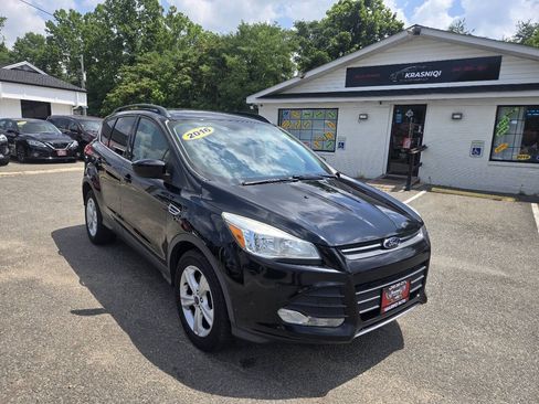 Used 2016 Ford Escape SE w/ SE Leather Comfort Package AWD/4WD image 4