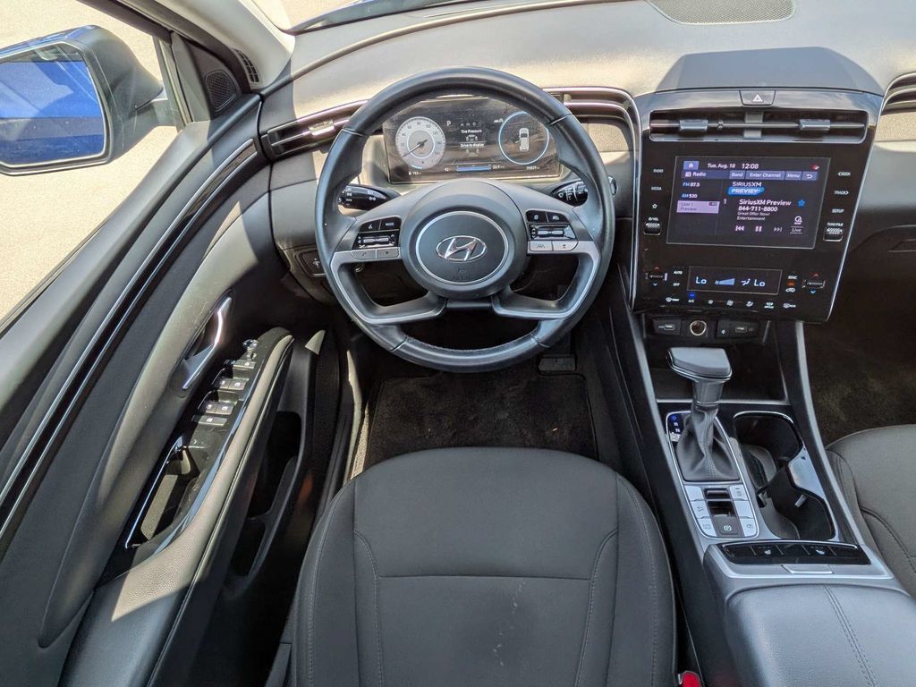 Certified 2022 Hyundai Tucson SEL w/ Convenience Package FWD image 19