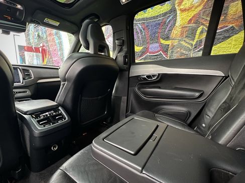 Used 2016 Volvo XC90 T6 R-Design w/ Protection Package Plus image 19