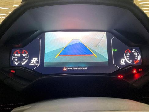 Used 2024 Lamborghini Huracan Sterrato image 25