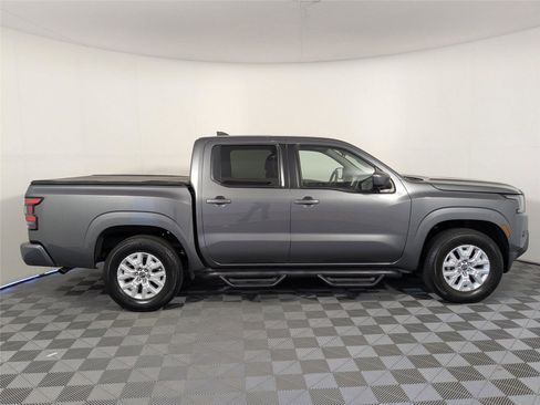 Used 2022 Nissan Frontier SV image 22