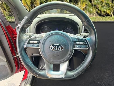 Used 2021 Kia Sportage S w/ S FWD Premium Package image 11