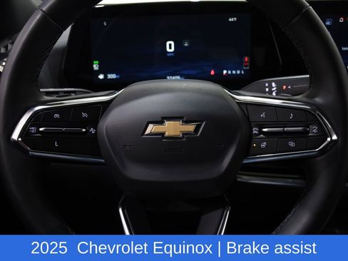 Used 2025 Chevrolet Equinox LT FWD image 11