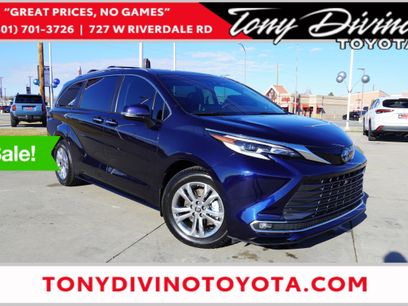 Certified 2022 Toyota Sienna Platinum