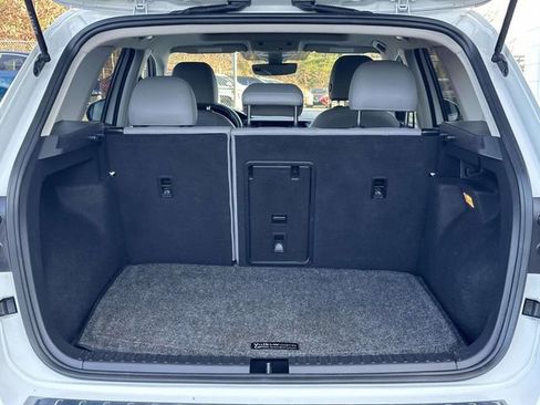 Used 2022 Volkswagen Taos SE image 12