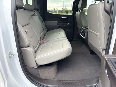 Used 2019 GMC Sierra 1500 SLT w/ SLT Premium Package AWD/4WD image 21