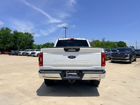 Used 2022 Ford F150 XLT w/ Equipment Group 301A Mid AWD/4WD image 8