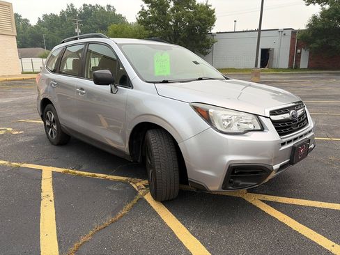 Used 2017 Subaru Forester 2.5i w/ Alloy Wheel Package AWD/4WD image 11