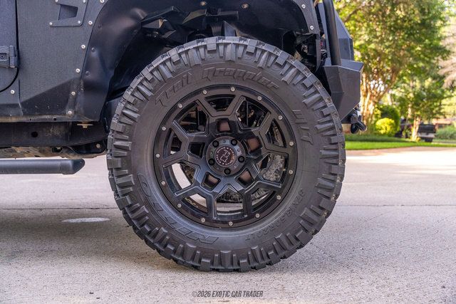 Used 2017 Jeep Wrangler Unlimited Rubicon w/ Connectivity Group AWD/4WD image 76
