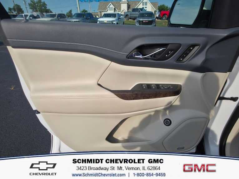 Used 2023 GMC Acadia Denali AWD/4WD image 12