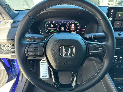 Used 2025 Honda Accord Sport image 8
