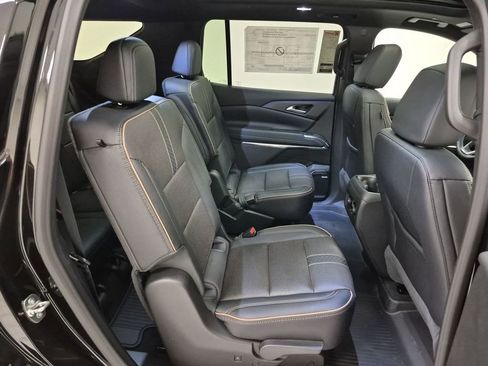 New 2026 Chevrolet Traverse High Country image 28