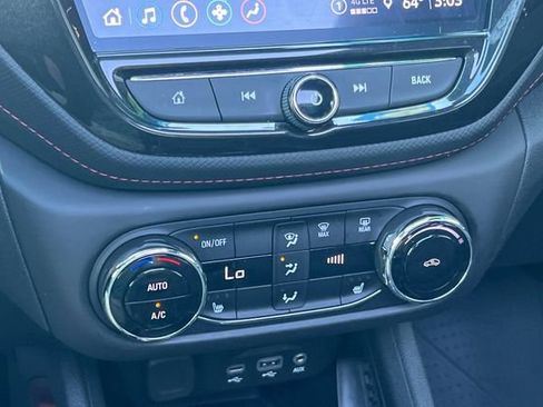 Used 2023 Chevrolet TrailBlazer RS w/ Sun and Liftgate Package image 26