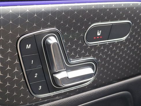 Certified 2024 Mercedes-Benz GLB 250 4MATIC image 23