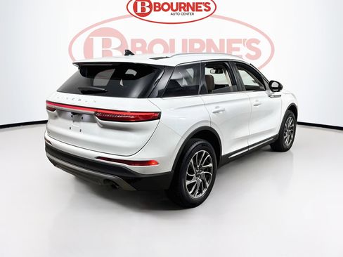 Used 2022 Lincoln Corsair AWD w/ Equipment Group 101A image 10
