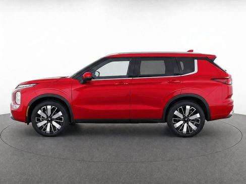Used 2025 Mitsubishi Outlander SEL FWD image 4