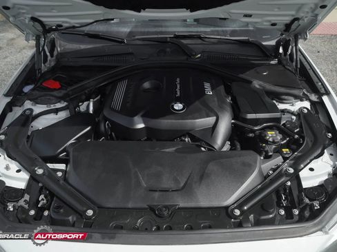 Used 2017 BMW 230i xDrive Convertible image 10