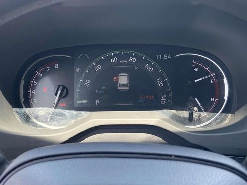 Used 2023 Toyota RAV4 LE FWD image 32