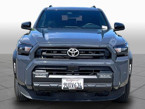Used 2025 Toyota 4Runner SR5 AWD/4WD image 3