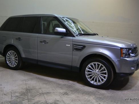 Used 2011 Land Rover Range Rover Sport HSE image 29