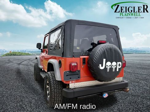 Used 2005 Jeep Wrangler Unlimited AWD/4WD image 4