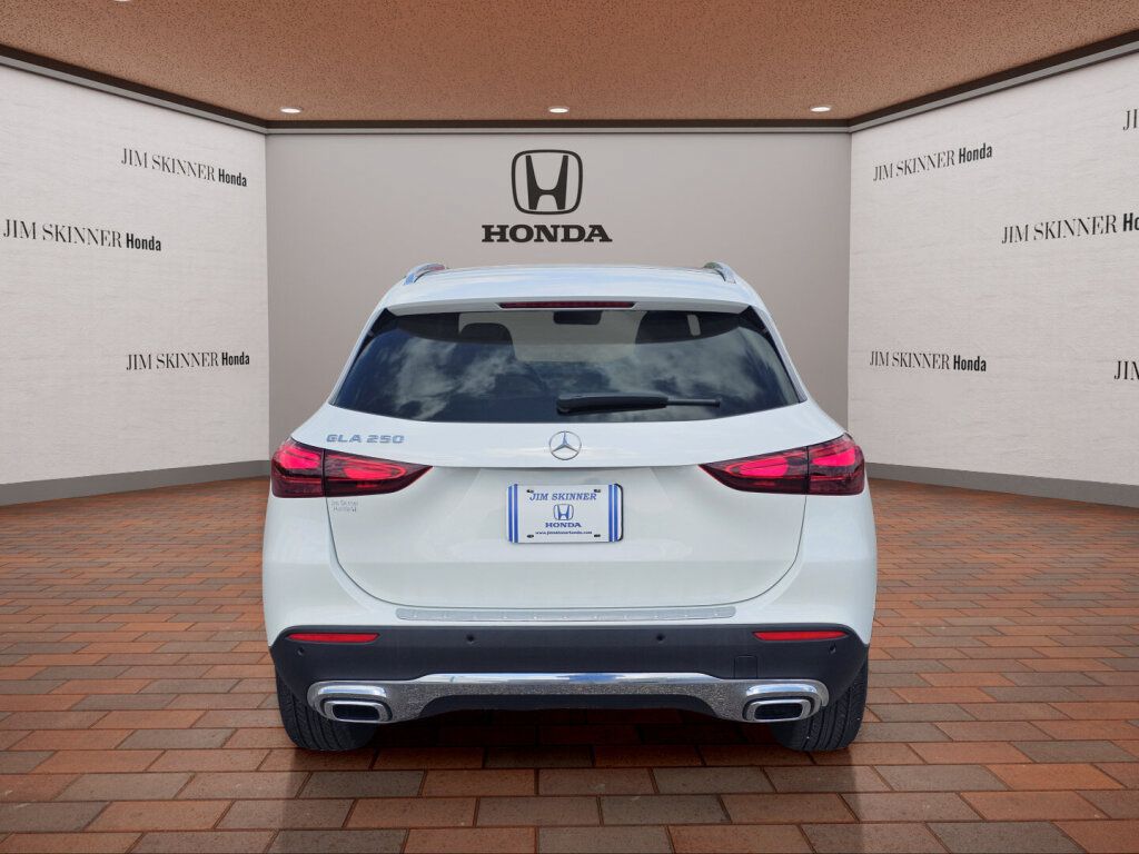 Used 2024 Mercedes-Benz GLA 250 image 10