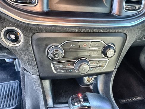 Used 2016 Dodge Charger SE image 16