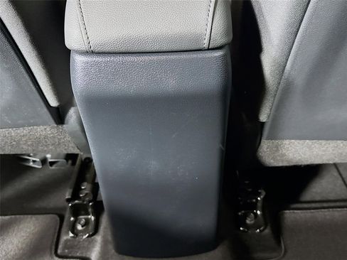 Certified 2025 Kia Soul LX w/ LX Technology Package FWD image 23