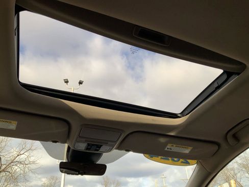 Used 2024 Honda Odyssey EX-L image 10