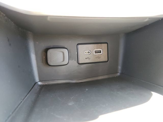 Used 2023 GMC Acadia SLE w/ Driver Convenience Package AWD/4WD image 28