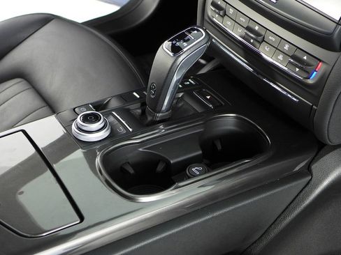 Used 2020 Maserati Ghibli image 15