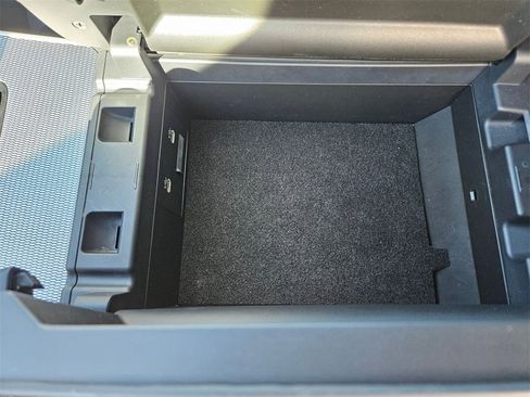 Used 2025 MAZDA CX-90 3.3 Turbo w/ Premium Plus Pkg image 28