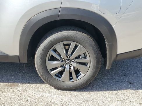 New 2025 Nissan Pathfinder SV w/ Black Appearance Package image 3