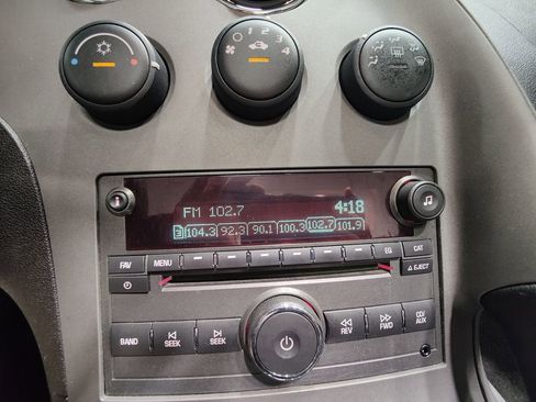 Used 2007 Pontiac Solstice Convertible w/ Premium Package image 31