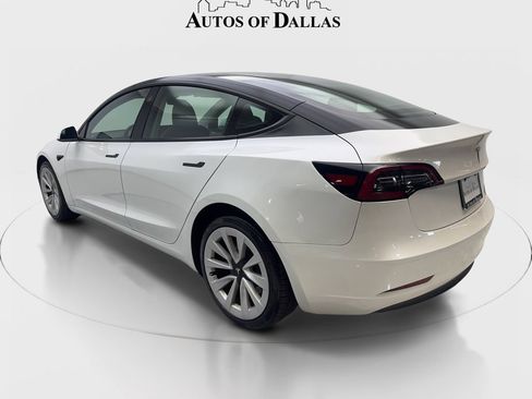 Used 2023 Tesla Model 3 Standard Range RWD image 9