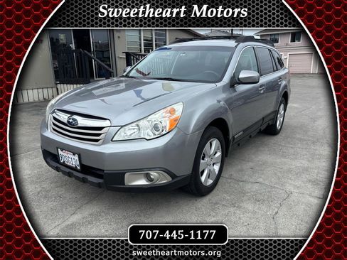 Used 2011 Subaru Outback 2.5i Premium image 1